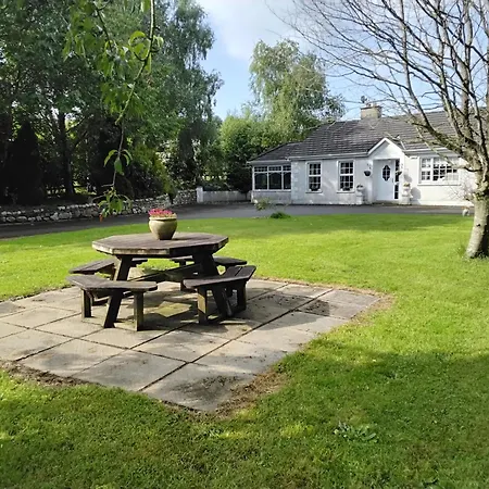 The Stables בית אירוח קילקני